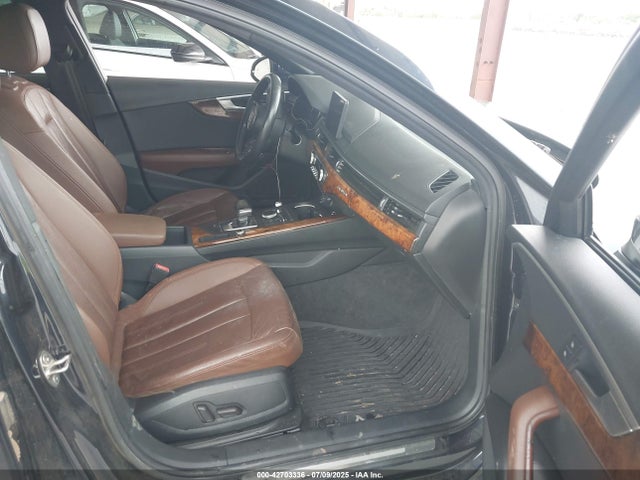 2017 AUDI A4 WAUANAF46HN017905 Photo 4