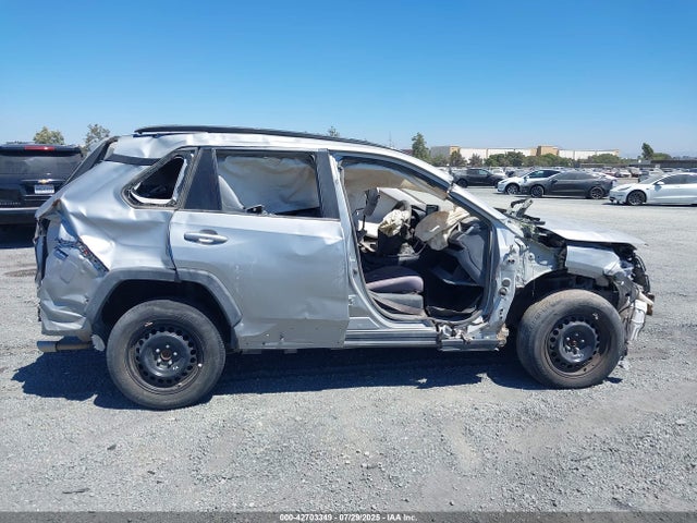 Toyota RAV4 LE 2021 2T3H1RFV5MW122295 Image 14