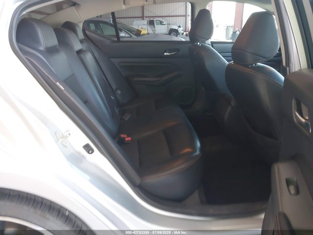 1N4BL4CV9KC171030 Nissan 2019