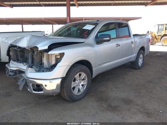 Nissan 2019 2019 1N6AA1E61KN516990 Image 2
