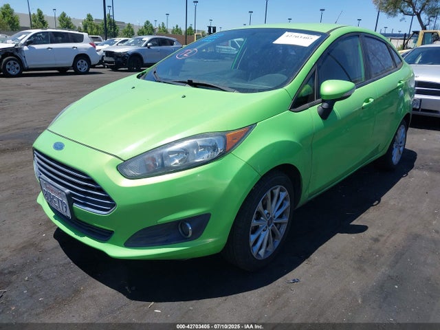 Ford 2014 2014 3FADP4BJ7EM114324 Image 2
