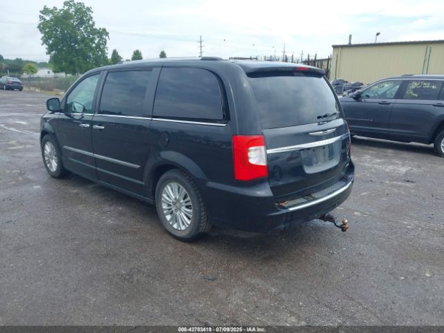 2014 CHRYSLER TOWN & COUNTRY 2C4RC1GG0ER338857 Photo 2