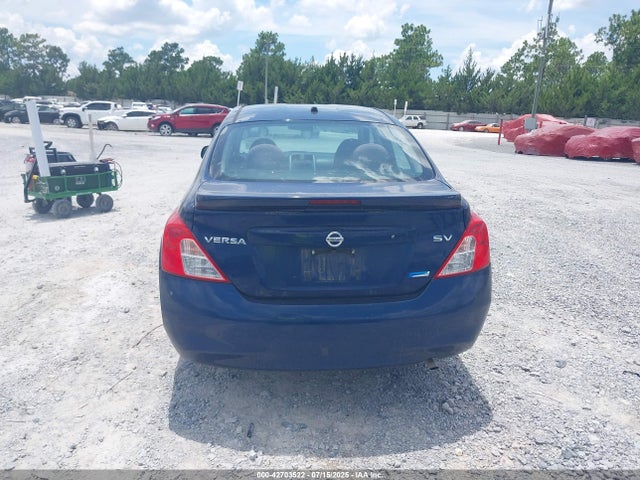 3N1CN7AP1EL815811 Nissan 2014