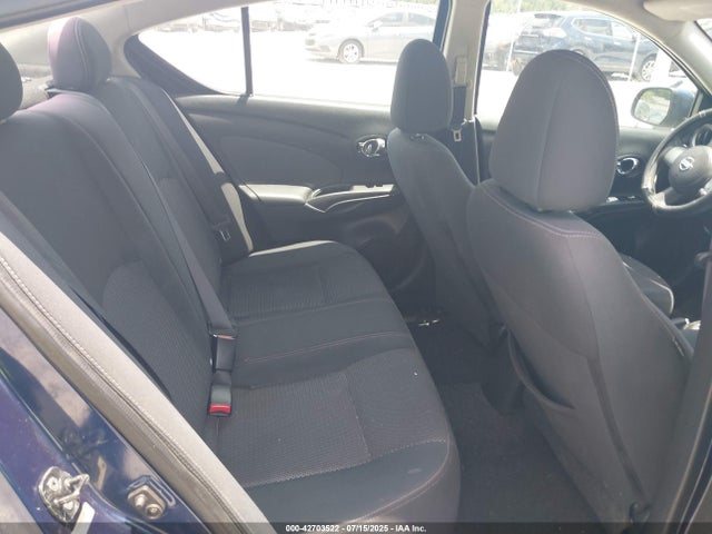 3N1CN7AP1EL815811 Nissan 2014