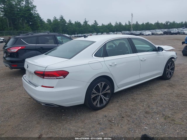 Volkswagen Passat 2021 1VWSA7A38MC001468 Image 4