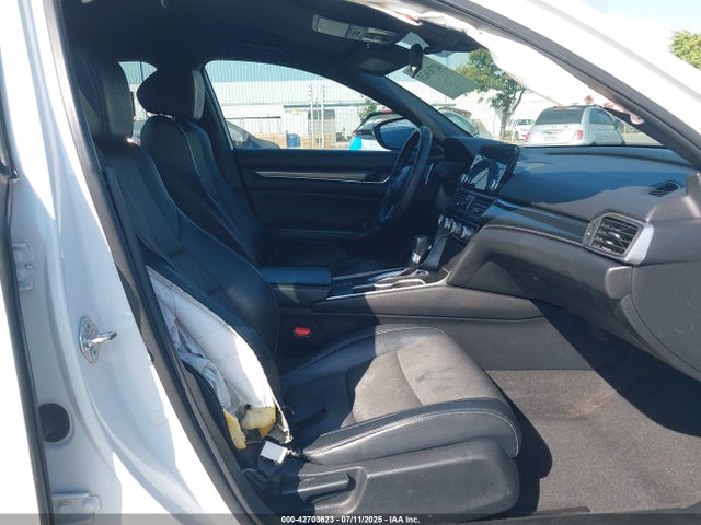 1HGCV1F38JA102360 Honda l15be