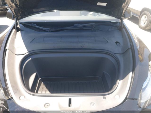 2022 TESLA MODEL Y 7SAYGDEE3NF404996 Photo 9