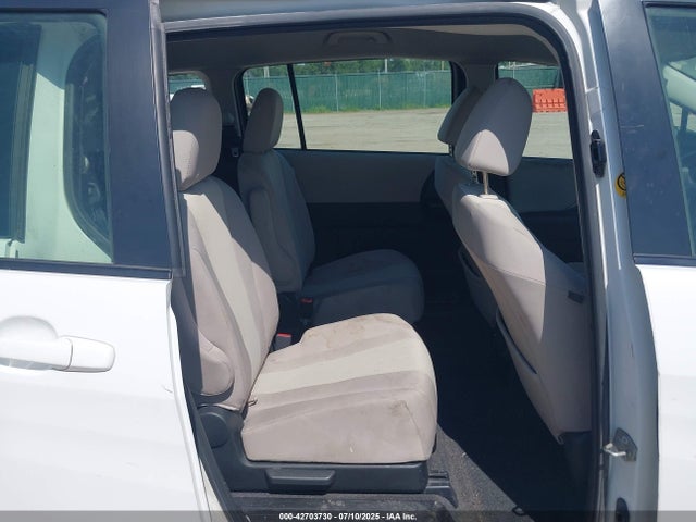 JM1CW2BL7E0177537 Mazda l5x