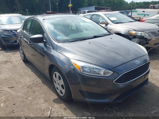 Ford FOCUS S 2016 1FADP3E25GL367452 Image 15