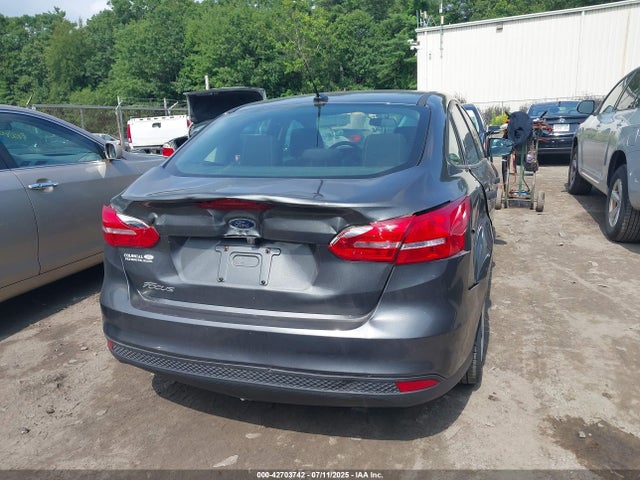 Ford FOCUS S 2016 1FADP3E25GL367452 Image 30