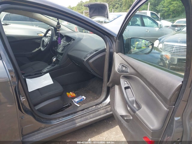 Ford FOCUS S 2016 1FADP3E25GL367452 Image 19