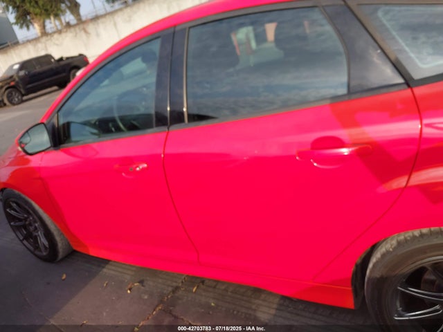Ford 2016 2016 1FADP3L95GL310409 Image 15