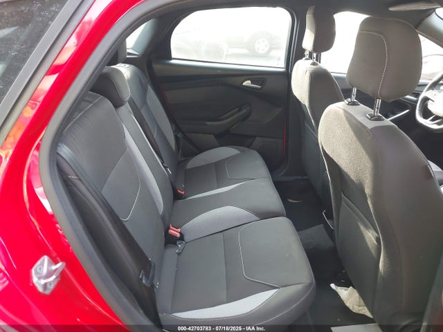 Ford 2016 2016 1FADP3L95GL310409 Image 8