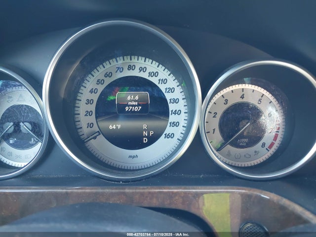 WDDHF5KBXEA823085 Mercedes-Benz E-Class