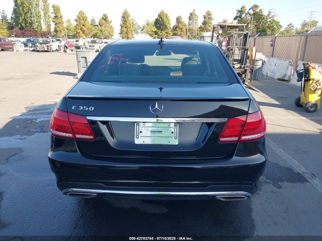 WDDHF5KBXEA823085 Mercedes-Benz E-Class