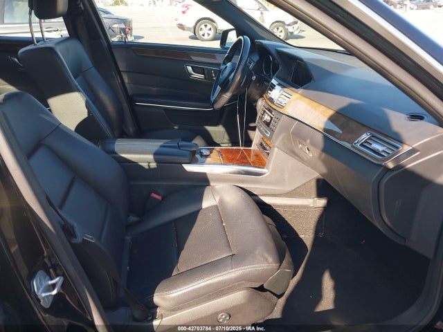 WDDHF5KBXEA823085 Mercedes-Benz E-Class