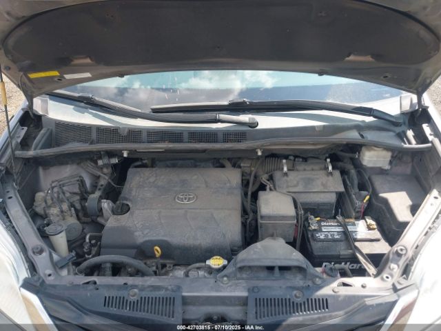 2012 TOYOTA SIENNA 5TDJK3DC3CS037713 Photo 9