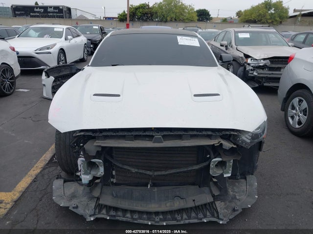 Ford 5.0l 4v premium fuel 2018 1FA6P8CF2J5146611 Image 13