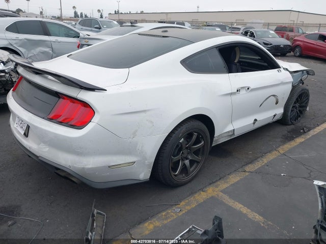 Ford 5.0l 4v premium fuel 2018 1FA6P8CF2J5146611 Image 4