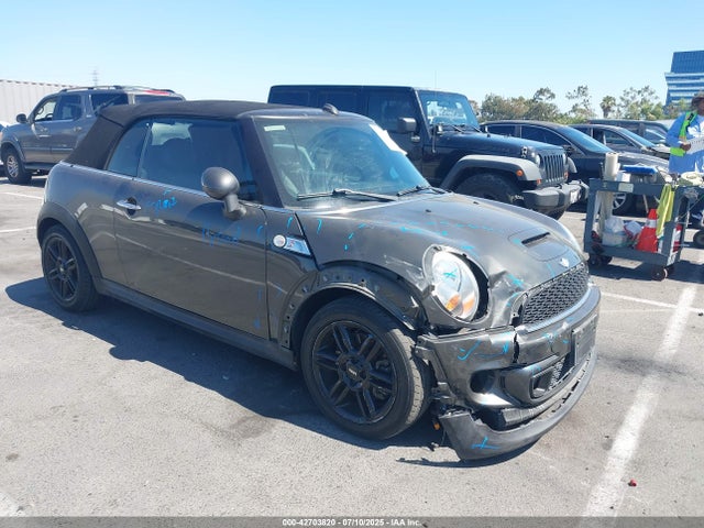 2011 MINI COOPER S WMWZP3C57BTX83232 Photo 0