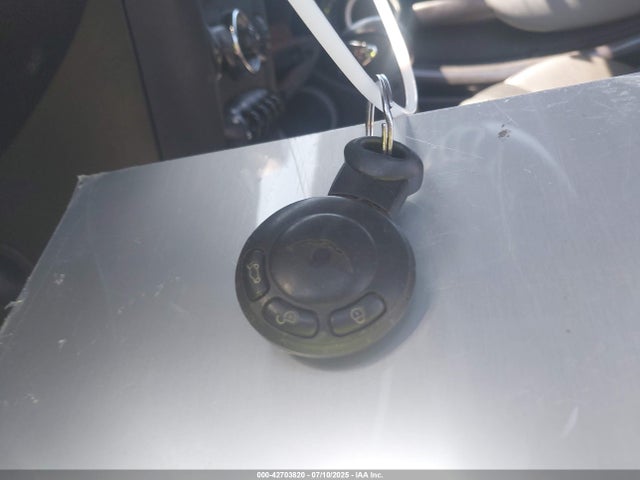 2011 MINI COOPER S WMWZP3C57BTX83232 Photo 10