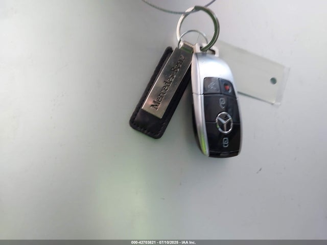 WDDZF4JB7HA288043 Mercedes-Benz m274