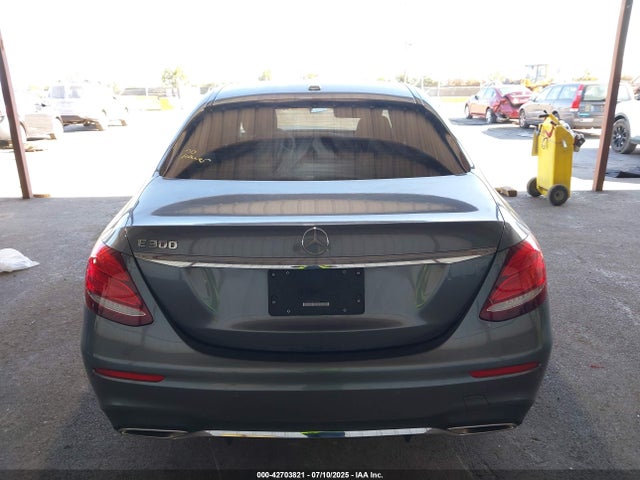 WDDZF4JB7HA288043 Mercedes-Benz m274