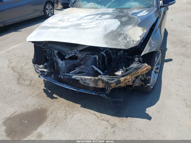 WBA8E1G58GNT35223 BMW 2016
