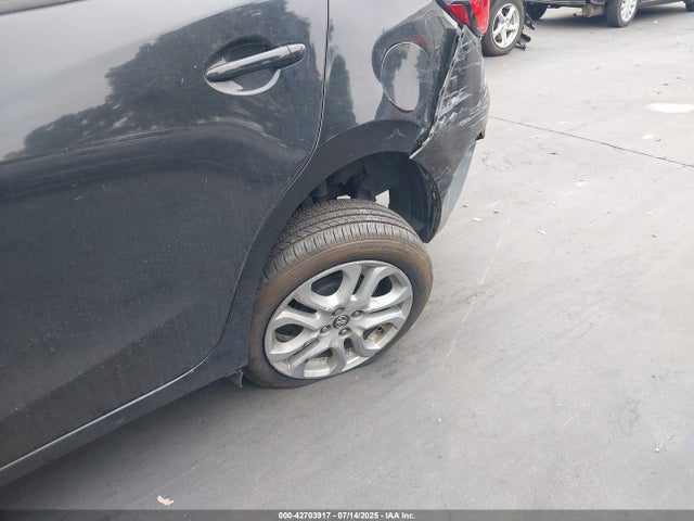 3MYDLBYV4HY181207 Toyota p5v