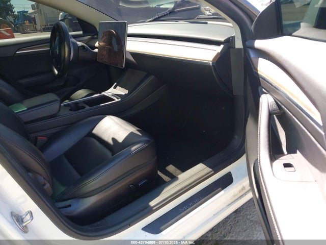 2022 TESLA MODEL 3 5YJ3E1EA0NF144971 Photo 4