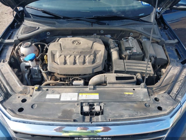 Volkswagen Passat 2022 1VWSA7A35NC007326 Image 10