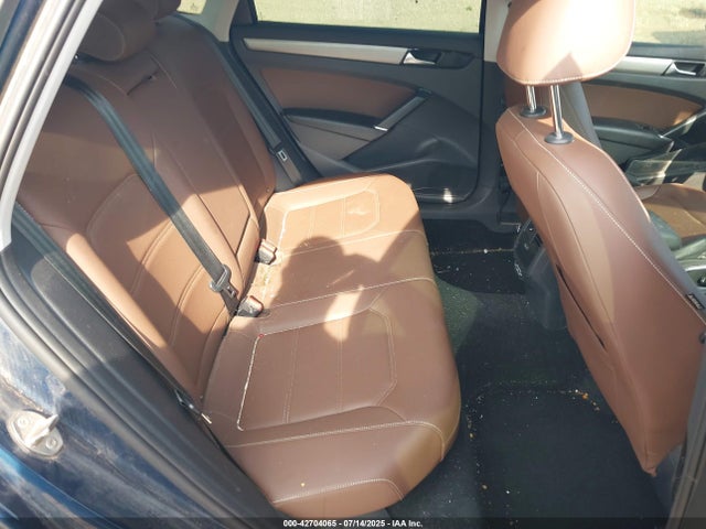 Volkswagen Passat 2022 1VWSA7A35NC007326 Image 8