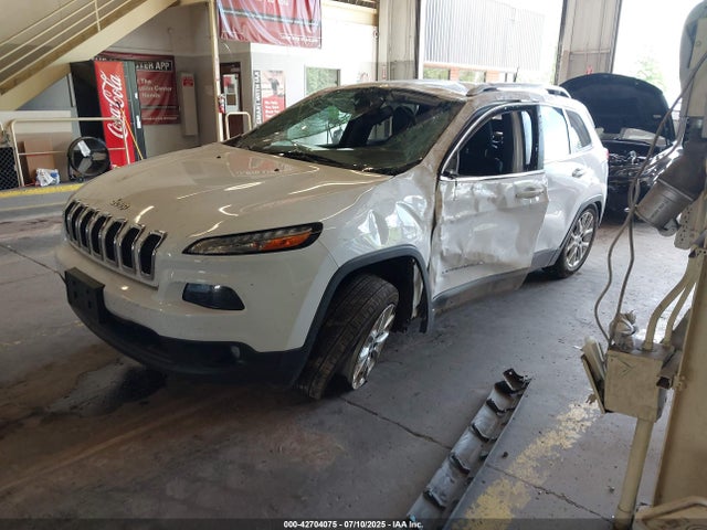 Jeep Cherokee 2018 1C4PJLLB1JD563658 Image 2