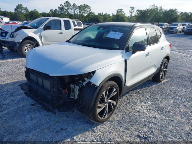 2020 VOLVO XC40 YV4162UM6L2265698 Photo 1