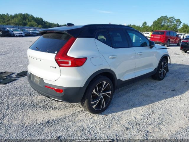 2020 VOLVO XC40 YV4162UM6L2265698 Photo 3