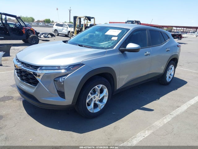 Chevrolet lih 2024 KL77LFE22RC020276 Image 2