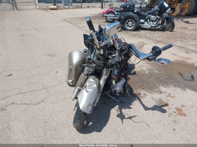 2018 HARLEY-DAVIDSON FLHX 1HD1KBC12JB644585 Photo 4