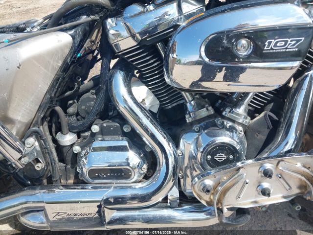 2018 HARLEY-DAVIDSON FLHX 1HD1KBC12JB644585 Photo 8