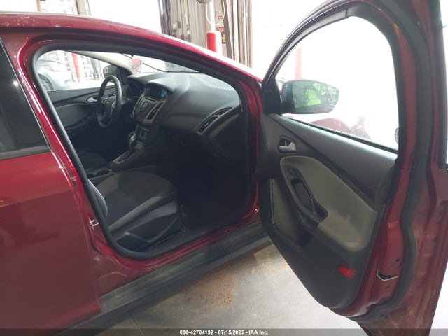 1FADP3F20EL452193 Ford Focus