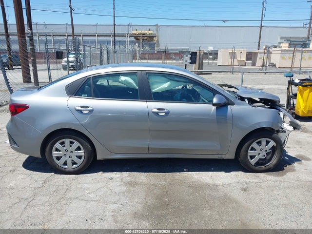 3KPA24AD8ME369385 KIA gamma ii