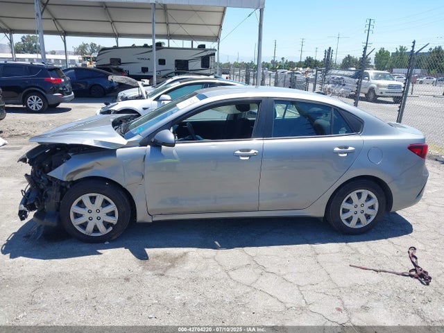 3KPA24AD8ME369385 KIA gamma ii