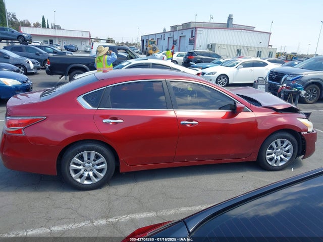 1N4AL3AP8FN388847 Nissan 2015