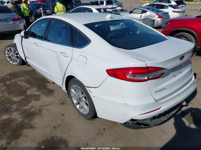 Ford Fusion 2019 3FA6P0LU2KR116409 Image 3