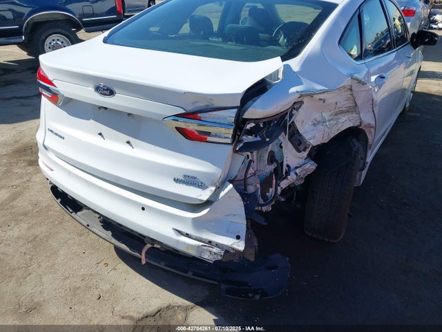 Ford Fusion 2019 3FA6P0LU2KR116409 Image 6