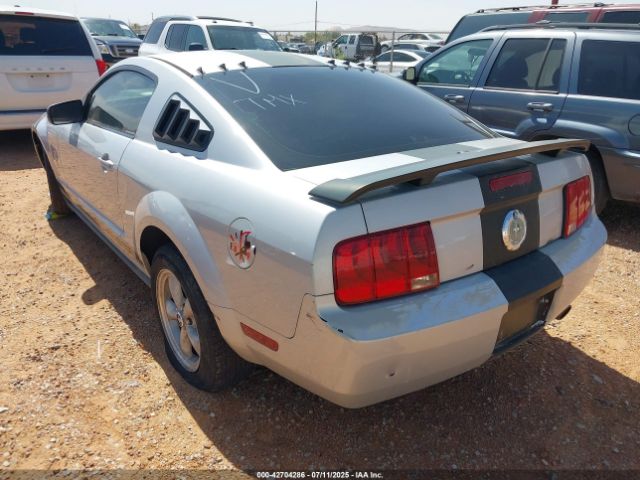 2007 FORD MUSTANG 1ZVFT80N575247116 Photo 2