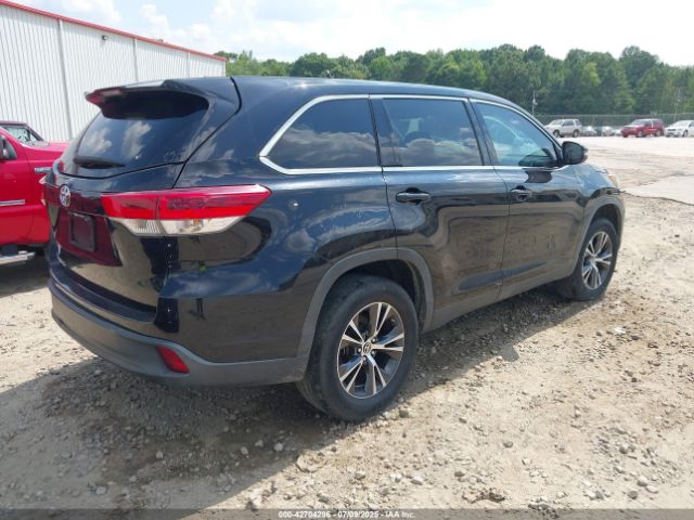 2019 TOYOTA HIGHLANDER 5TDZARFH1KS056471 Photo 3