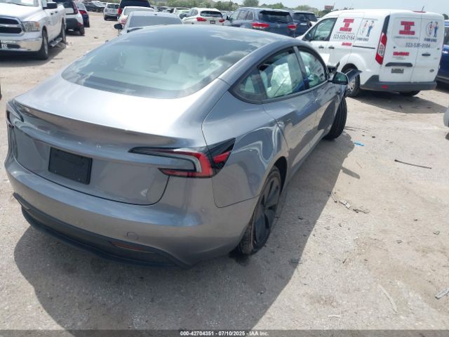 2025 TESLA MODEL 3 5YJ3E1EA2SF933490 Photo 3