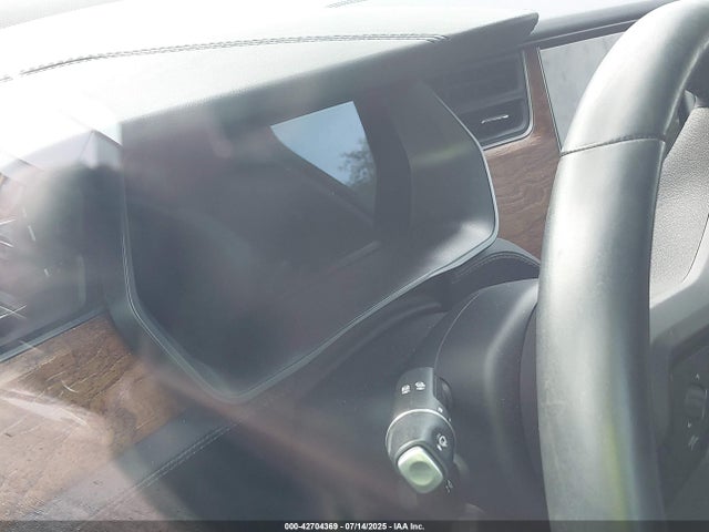 2020 TESLA MODEL X 5YJXCDE24LF234123 Photo 6