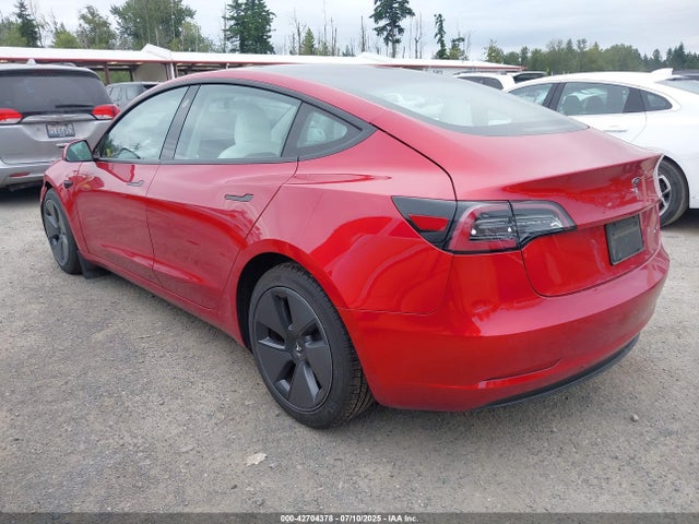 2021 TESLA MODEL 3 5YJ3E1EB1MF855103 Photo 2