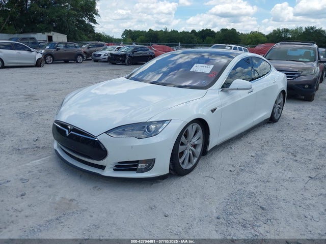 2015 TESLA MODEL S 5YJSA1H22FFP74133 Photo 1